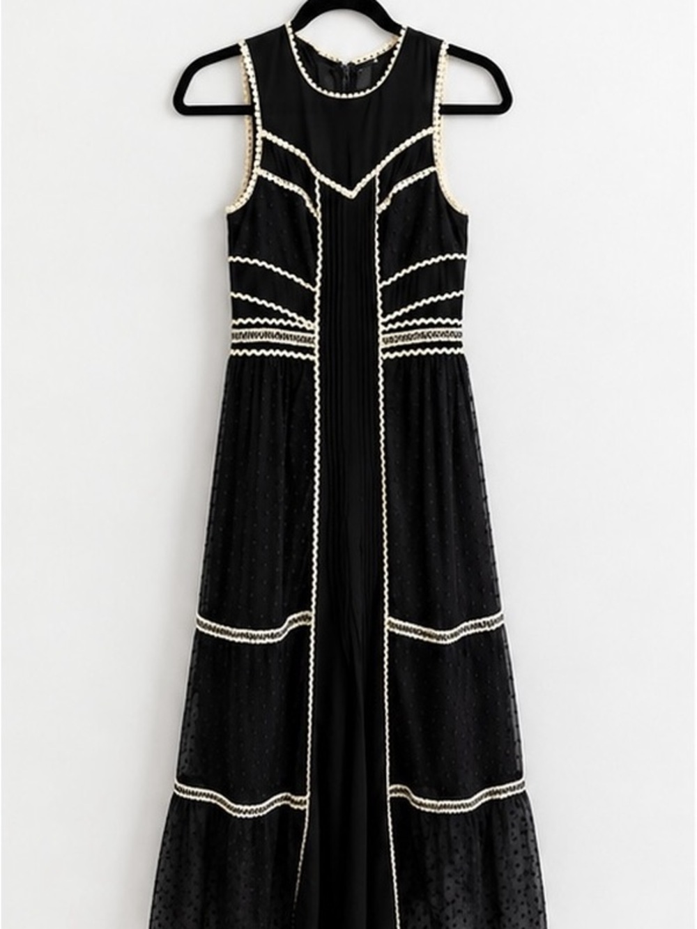 Harlyn Black & Cream Lace Pleated Sleveless Midi Gown